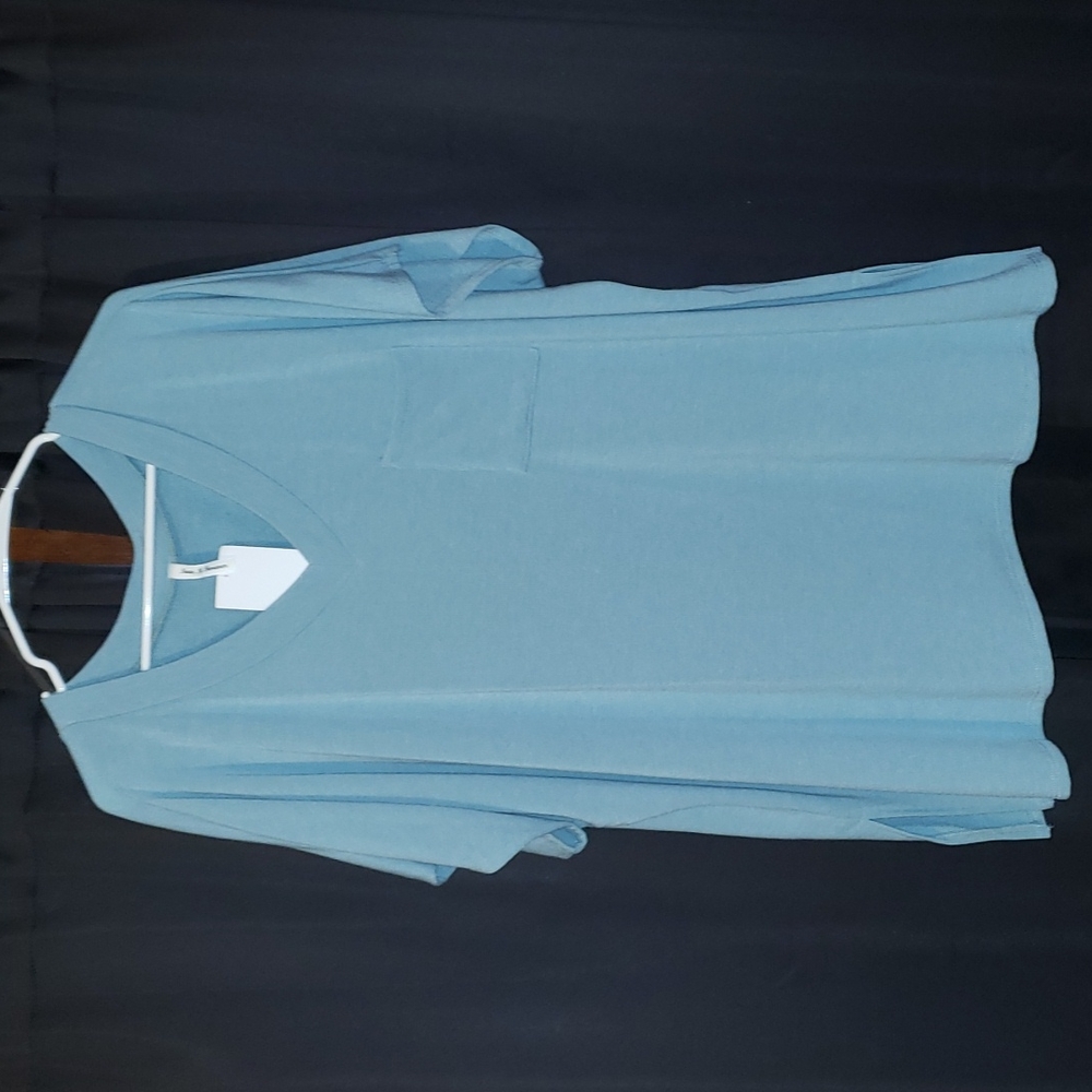 Blue Soft Pocket V-Neck Top (3x)